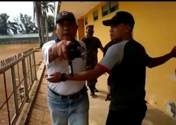 Liputan Bupati Cup, Wartawan TV Cameranya Dirampas dan Dipukul
