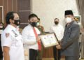 Bupati Lamteng Musa Ahmad Berikan Penghargaan Kepada Anggota Reskrim Polda Lampung dan Polres Lampung Tengah