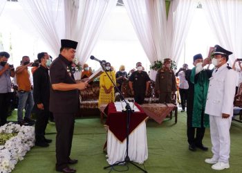 Bupati Lampung Tengah Lantik Kepala Kampung Mojokerto Kecamatan Padang Ratu
